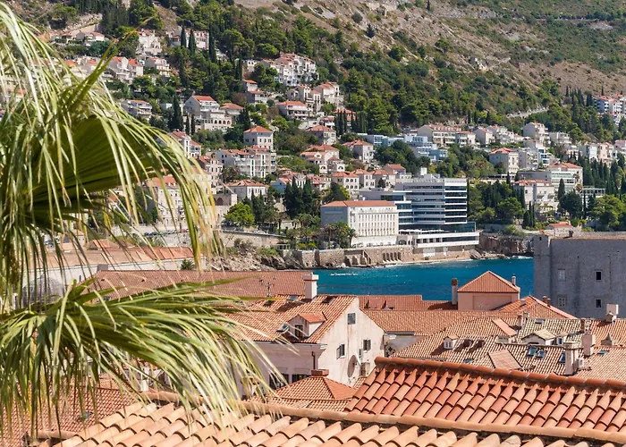 Euroadria בית הארחה 4*