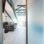 Πανσιόν Euroadria 4*